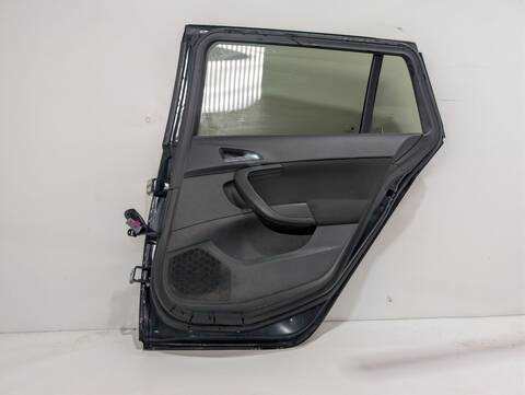 Foto 2ª: Puerta Trasera Derecha Opel Insignia B16DTH (2016)