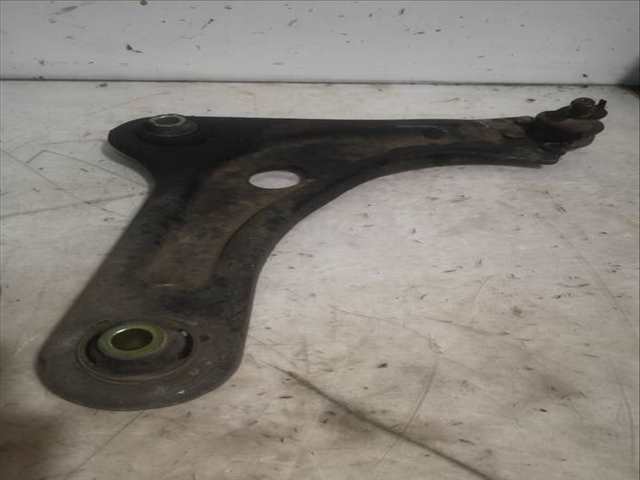 Brazo Suspension Delantero Derecho Peugeot 2008 BH01