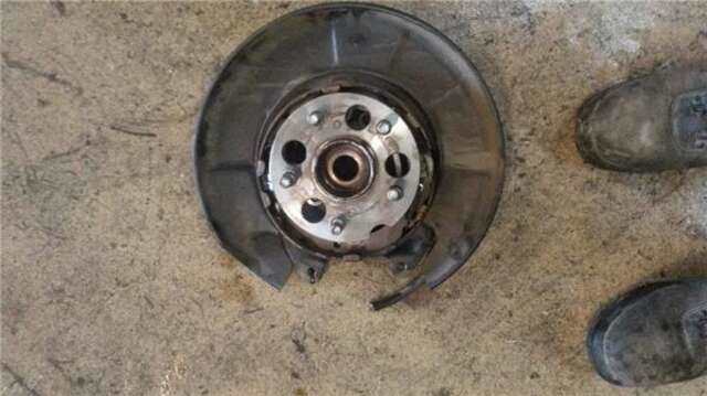 Foto 2ª: Mangueta Trasera Izquierda Toyota Rav4 2.0 VVTI 4WD [1AZ-FE]