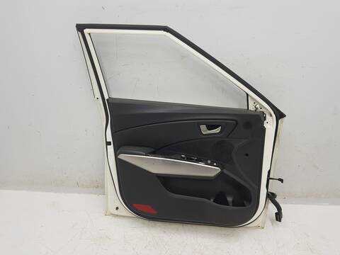 Foto 2ª: Puerta Delantera Izquierda Ssangyong Tivoli PREMIUM 4X2 (2015)