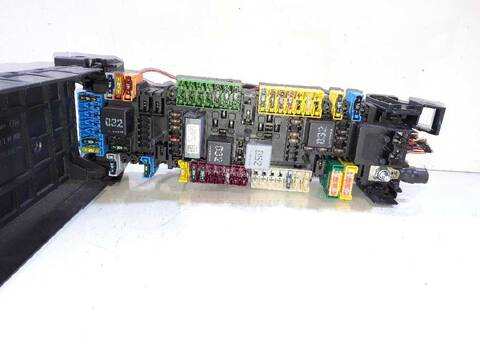 Foto 2ª: Caja Reles Fusibles Mercedes Vito 1.6 CDI CAT 114CV 84KW (2014)