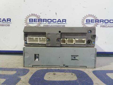 Foto 3ª: Sistema Audio Radio CD Toyota Avensis 1.8 16V CAT BERLINA 129CV 95KW [1ZZFE] (2004)