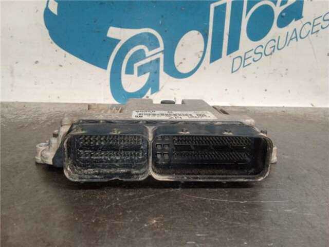 Centralita Motor ECU Opel Astra 1.7 CDTI
