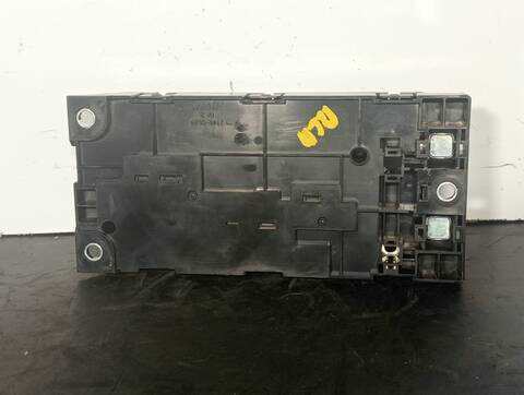 Foto 3ª: Caja Reles Fusibles Toyota Auris HYBRID ACTIVE (2012)