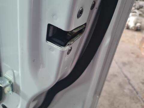 Cerradura Puerta Delantera Derecha Jeep Renegade LONGITUDE 4WD 120CV 88KW