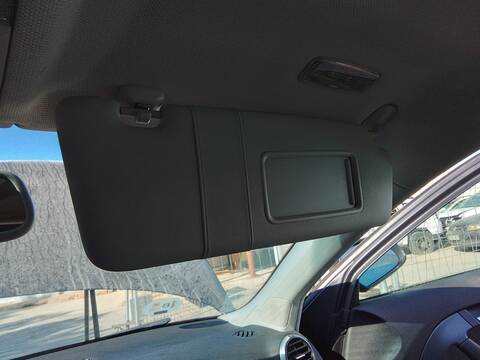 Foto 1ª: Parasol Derecho Audi A3 1.6 TDI AMBIENTE 105CV 77KW [CAY] (2011)