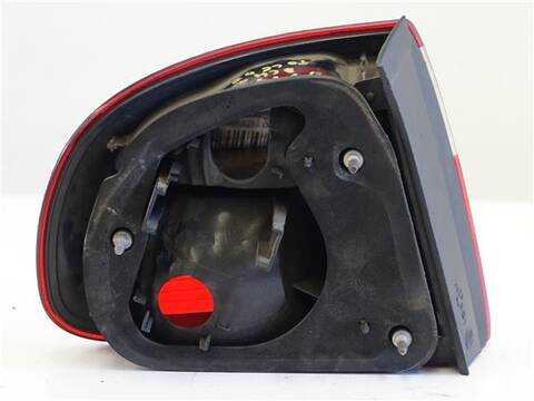 Foto 2ª: Piloto Trasero Derecho Seat Toledo 1.9 TDI 110CV 81KW [ASV] (2002)