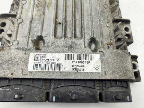 Foto 3ª: Centralita Motor ECU Renault Scenic DYNAMIQUE 106CV 78KW [K9K832] (2009)
