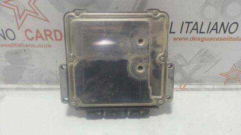Foto 3ª: Centralita Motor ECU Nissan Primastar AVANTOUR L1H1 2 7 T - 7-SITZER 114CV 84KW (2007)