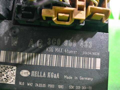 Foto 3ª: Centralita Motor ECU Volkswagen Passat 2.0 TDI BERLINA 140CV 103KW [BKP] (2006)