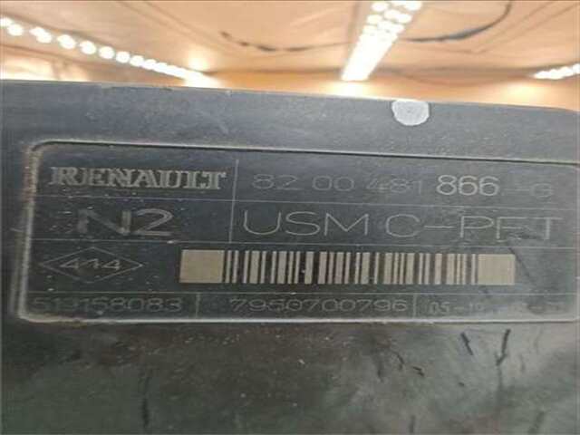 Foto 2ª: Caja Reles Fusibles Renault Megane 1.5 CONFORT DYNAMIQUE [1.5 LTR. - 63 KW DCI DIESEL CAT] II BERLINA 5P (10.2002-_) [K9K 724]