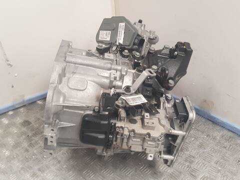 Foto 2ª: Caja Cambios Hyundai i20 1.0 T-GDI HYBRID 48V 101CV 74KW [G3LF] (2023)