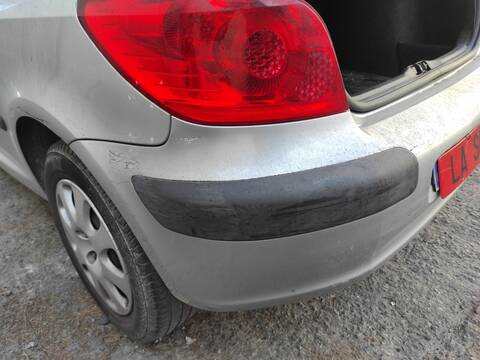 Foto 2ª: Paragolpes Trasero Peugeot 307 9HX BERLINA (2006)