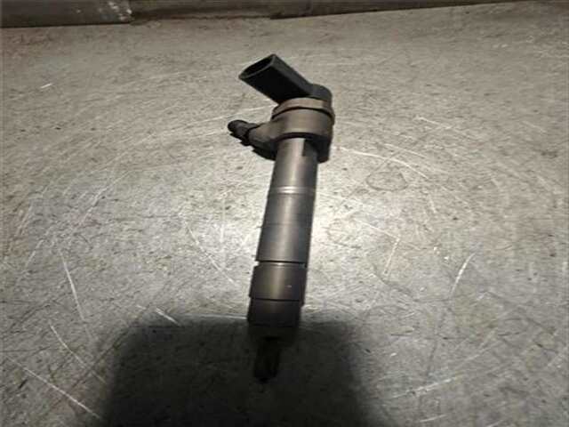 Foto 2ª: Inyectores Mercedes Viano 2.1 2.2 CDI EXTRALARGO (639.815) [2.1 LTR. - 110 KW CDI CAT] [646982]