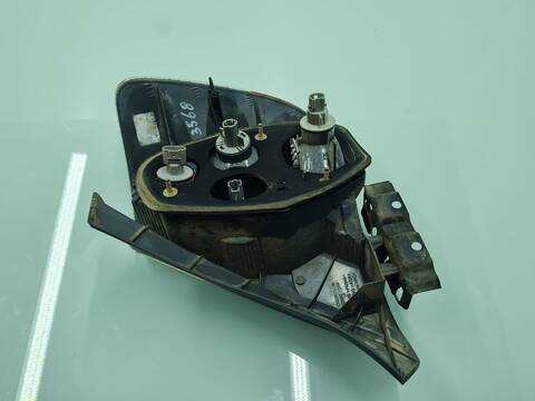 Foto 2ª: Piloto Trasero Izquierdo Honda Civic 1.6 VTEC CAT D 16 V 1) BERLINA 110CV 81KW [D16V1] (1950)