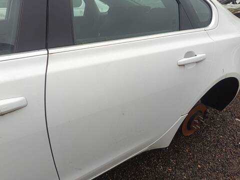 Puerta Trasera Izquierda Jaguar XF PURE 179CV 132KW