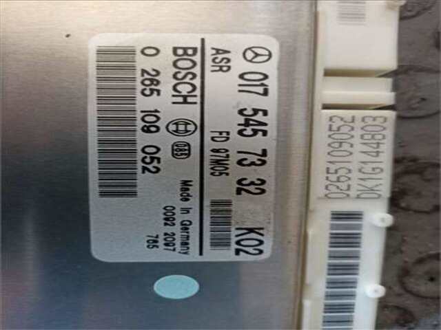Foto 2ª: Centralita ASR Mercedes Clase E 180 2.9 290 TURBODIESEL (210.017) [2.9 LTR. - 95 KW TURBODIESEL CAT] [OM 602.982]
