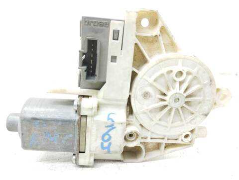 Foto 3ª: Elevalunas Eléctrico Trasero Derecho Peugeot 407 2.0 16V HDI FAP CAT RHR - DW10BTED4) 136CV 100KW (2005)