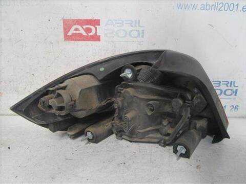 Foto 2ª: Piloto Trasero Derecho Fiat Linea 1.3 D MULTIJET 90CV 66KW [199 A3.000] (2008)