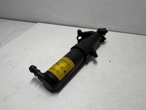 Foto 3ª: Limpia Faro Xenon Mercedes Clase C 160 611962 BERLINA (2000)