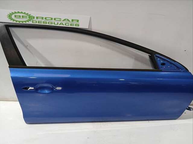 Foto 2ª: Puerta Delantera Derecha Hyundai i30 1.6 CRDI 90CV 66KW [D4FB] (2010)
