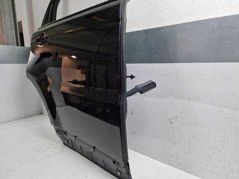 Foto 2ª: Puerta Trasera Derecha Land Rover Range 400 CV 294KW [PT306] (2021)