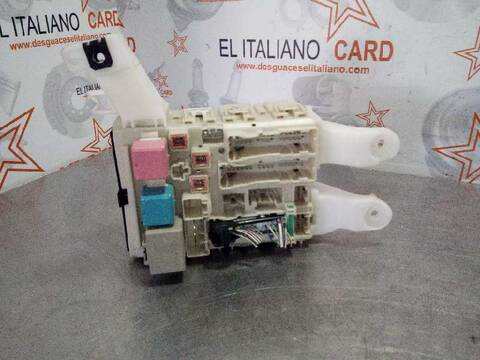 Caja Reles Fusibles Toyota Auris LUNA 90CV 66KW