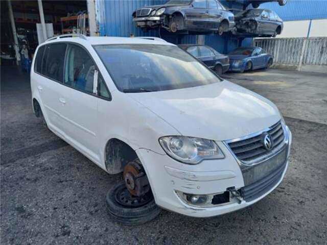 Mangueta Delantera Izquierda Volkswagen Touran 2.0 ADVANCE [2.0 LTR. - 103 KW TDI]