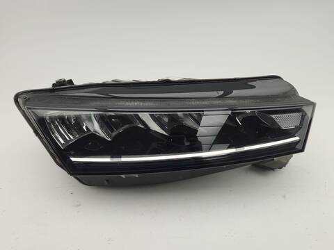Faro Derecho Skoda Octavia AMBITION 150CV