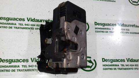 Cerradura Puerta Delantera Derecha Nissan Primastar 2.0 DCI DIESEL 114CV 84KW