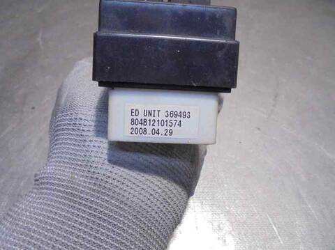 Foto 4ª: Botonera Elevalunas Kia Ceed 105CV 77KW (2009)