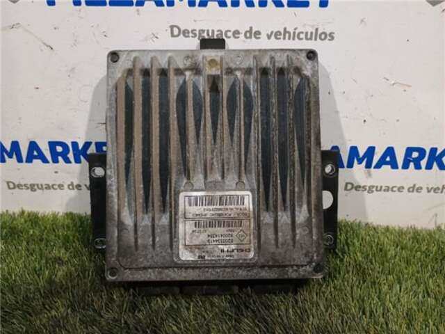 Foto 1ª: Centralita Motor ECU Renault Scenic 1.5 CONFORT DYNAMIQUE [1.5 LTR. - 74 KW DCI DIESEL] (JM)(2003-_) [K9K-728]