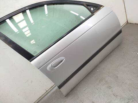 Foto 3ª: Puerta Delantera Derecha Toyota Avensis 1.6 AT220_) 110CV 81KW [4AFE] (1999)