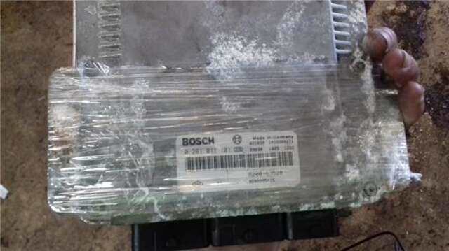 Centralita Motor ECU Renault Laguna 1.9 DCI (BG0G)
