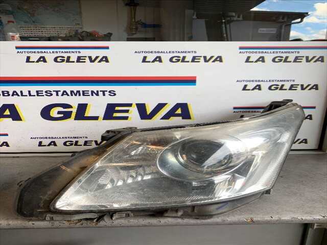 Faro Izquierdo Toyota Avensis 2.2 D4D 150CV