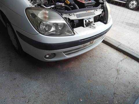 Paragolpes Delantero Renault Scenic 1.9 DCI AUTHENTIQUE 80CV 59KW JA..)