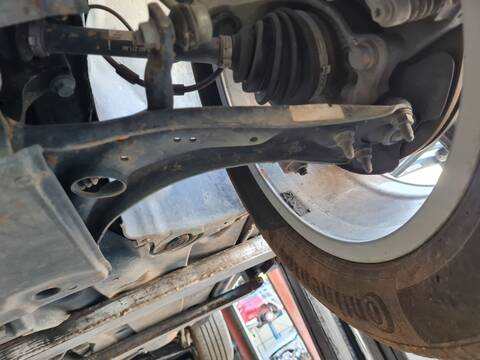 Brazo Suspension Delantero Izquierdo Audi Q3 35 TDI BASICO 150CV 110KW