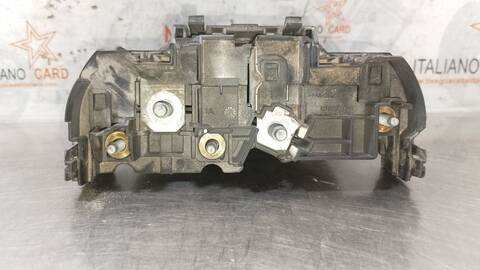 Foto 2ª: Caja Reles Fusibles Mercedes Clase C 160 220 T CDI 204.208) 170CV 125KW FAMILIAR [OM646811] (2008)