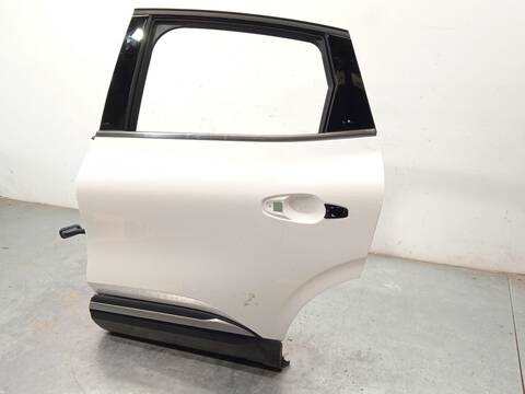 Foto 3ª: Puerta Trasera Izquierda Renault Arkana 1.6 E-TECH 145 LDMU) 94CV 69KW [H4M 632] (2025)