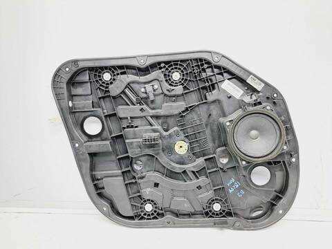 Foto 1ª: Elevalunas Eléctrico Delantero Izquierdo Kia Carens BASIC 116CV 85KW [D4FD] (2018)