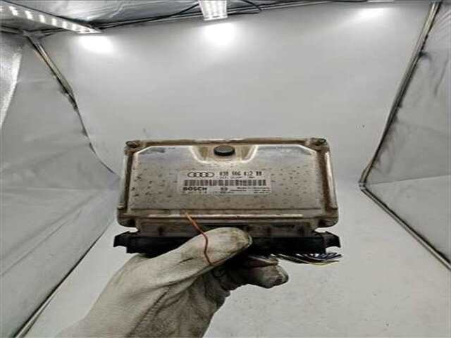 Foto 2ª: Centralita Motor ECU Audi A3 1.9 TDI ATTRACTION [1.9 LTR. - 81 KW TDI] [ASV]