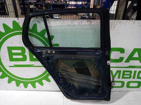 Foto 2ª: Puerta Trasera Izquierda Volkswagen Golf ADVANCE 105CV 77KW [CAYC] (2012)