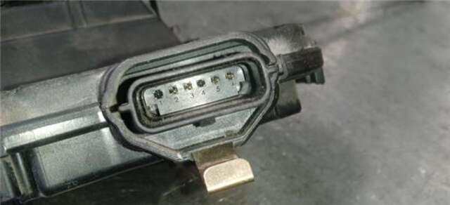 Foto 3ª: Cerradura Puerta Trasera Derecha Renault Clio 1.5 AUTHENTIQUE [1.5 LTR. - 55 KW DCI DIESEL FAP] [K9KB608]