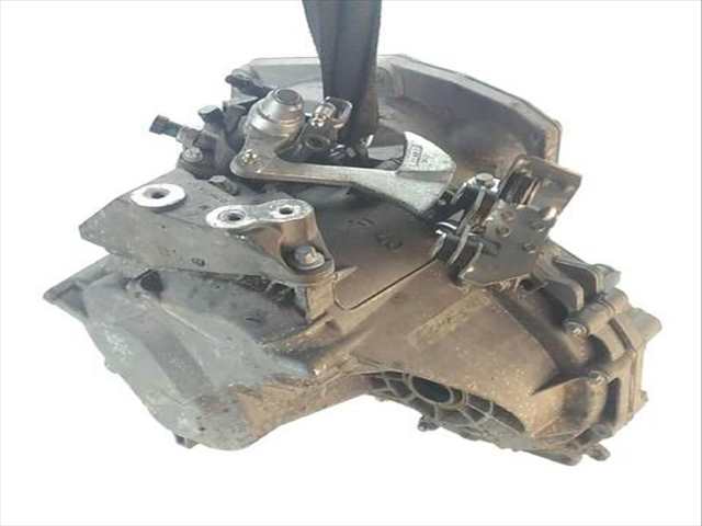 Foto 2ª: Caja Cambios Saab 9-3 1.9 TTID YS3F E79 D79 D75) (2002)