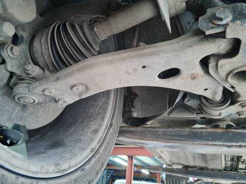 Brazo Suspension Delantero Derecho Ford Kuga TITANIUM S 4X2 140CV 103KW