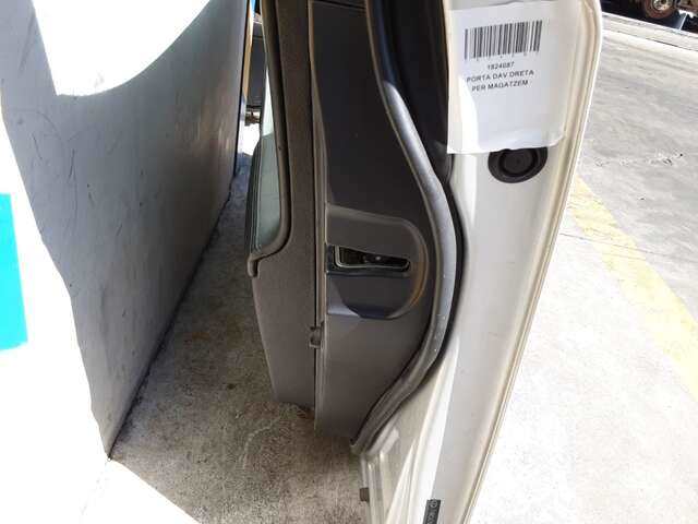 Foto 3ª: Puerta Delantera Derecha Lexus IS 2.5 V6208CV 0CV [2GR] (2010)