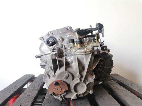 Foto 3ª: Caja Cambios Ford Mondeo GHIA 06.2003 ) D) 145CV (2000)