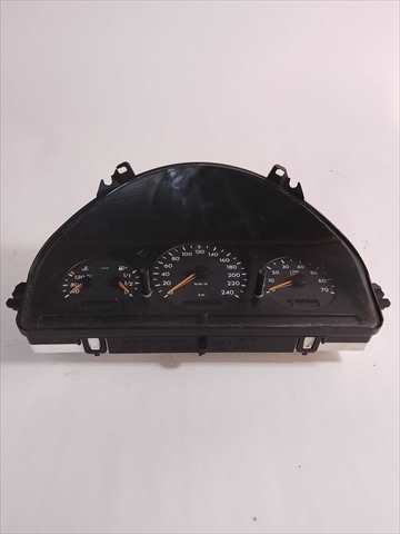 Foto 1ª: Cuadro de Instrumentos Mercedes Clase ML 320 3.2 GASOLINA [M 112 942] (2001)