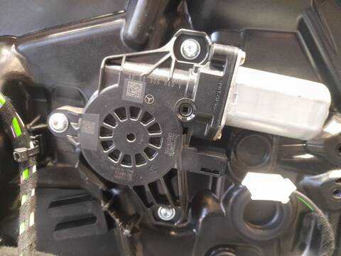 Elevalunas Manual Trasero Derecho Mercedes Clase B 150 B180 136CV 100KW