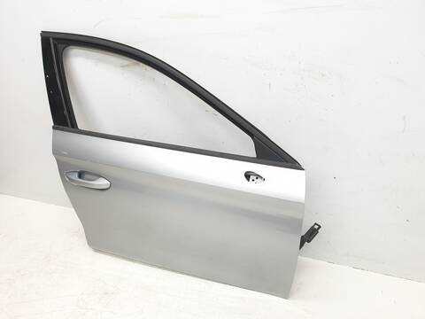 Foto 2ª: Puerta Delantera Derecha Seat Leon STYLE (2020)